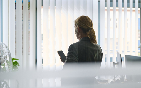 Einer Analyse zufolge sind im vergangenen Jahr neun weibliche Vorstände ausgeschieden und lediglich acht dazugekommen. - Foto: Annette Riedl/dpa