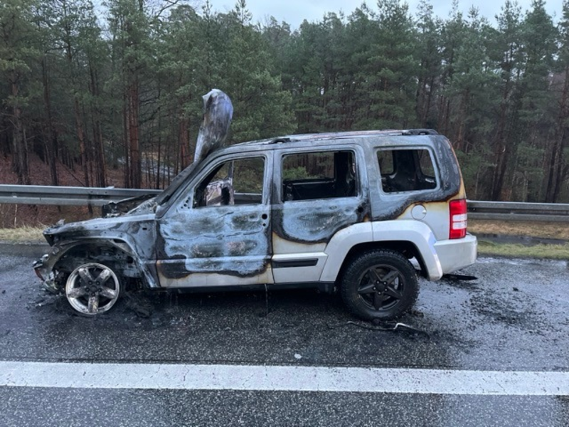 POL-GÜ: PKW-Brand auf der Autobahn 19 - Foto: presseportal.de