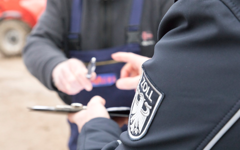 HZA-N: Schwarzarbeit an der Tankstelle: Nürnberger Zoll erwirkt Geldstrafen - Foto: Zoll, presseportal.de
