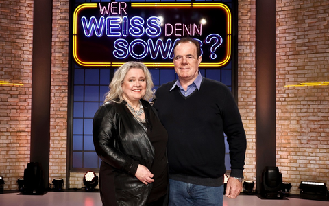 Heintje trifft Anita - Hein Simons und Anita Hegerland bei Wer weiĂ denn sowas? / Das Wissensquiz vom 8. bis 12. Januar 2024, um 18:00 Uhr im Ersten - Foto: presseportal.de Heintje trifft Anita - Hein Simons und Anita Hegerland bei Wer weiĂ denn sowas? / Das Wissensquiz vom 8. bis 12. Januar 2024, um 18:00 Uhr im Ersten - Foto: presseportal.de