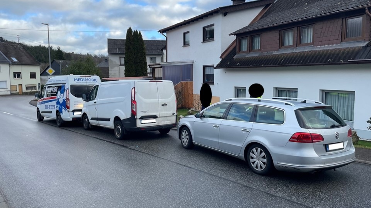 POL-PDTR: Auffahrunfall mit vier Leichtverletzten - Foto: presseportal.de