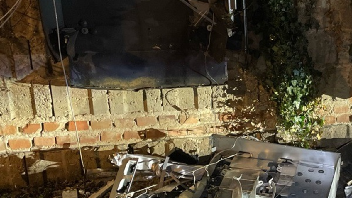 LPI-EF: Erneut Zigarettenautomat gesprengt - Foto: presseportal.de