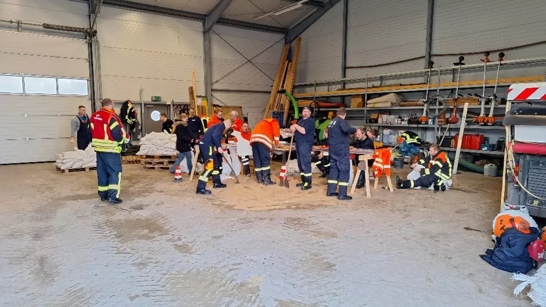 FW-ROW: Zahlreiche Einsätze für die Feuerwehren zum Jahresstart - Bild: presseportal.de