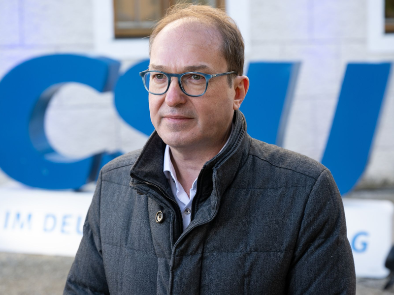 «Europa muss sich mit neuem Schwung auf seine Kernaufgaben konzentrieren», sagt CSU-Landesgruppenchef Alexander Dobrindt. - Foto: Sven Hoppe/dpa