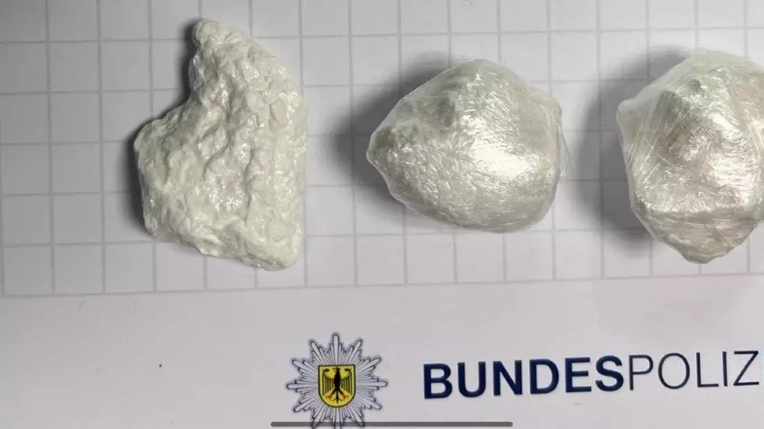 BPOL NRW: Bundespolizei stellt Kokain bei 17-Jähriger sicher - Mutmaßlicher Dealer gefasst - Bild: presseportal.de