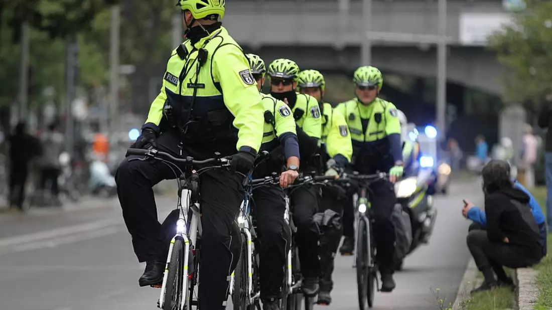 Polizei beim Berlin-Marathon (Archiv) - Bild: über dts Nachrichtenagentur