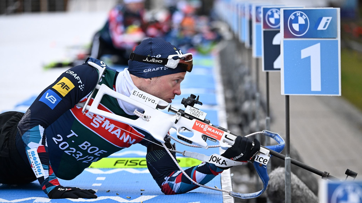 Der Norweger Tarjei Bö beim Training in Oberhof. - Foto: Martin Schutt/dpa