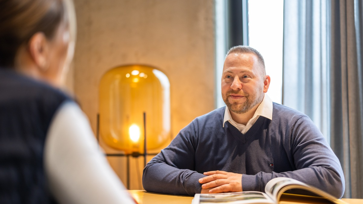 Björn Erhard: Wie man mit einer Genossenschaft das Problem mit dem Vermögensregister lösen kann - Foto: presseportal.de