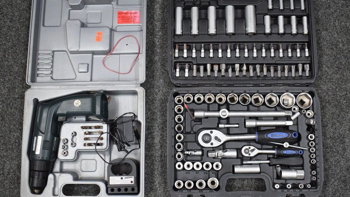 POL-IZ: 240104.4 Heide: Wem gehören die Gegenstände? - Foto: presseportal.de