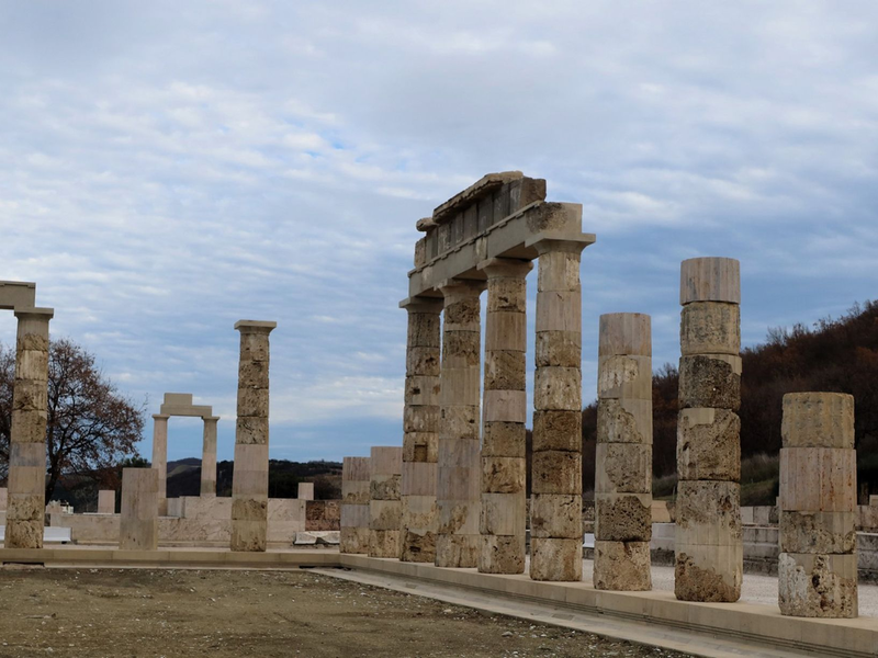 Der größtenteils restaurierte Palast von Philipp II. von Makedonien. - Foto: -/Kulturministerium Athen/dpa