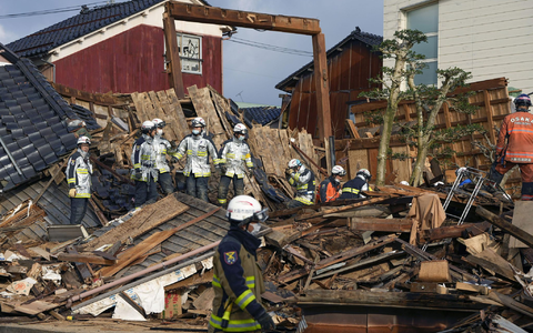 Verwüstungen in Suzu. - Foto: -/kyodo/dpa