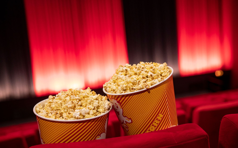 Die Kinos in Deutschland sind weiter auf Erholungskurs. - Foto: Fabian Sommer/dpa