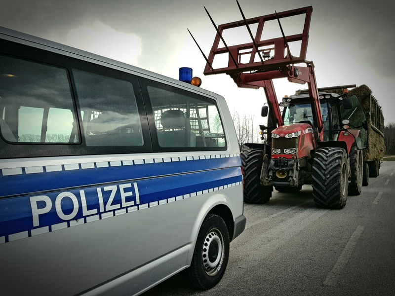 POL-HK: Erwartete Blockadeaktionen der Landwirtinnen und Landwirte im Zuständigkeitsbereich der Polizeidirektion Lüneburg - Foto: presseportal.de