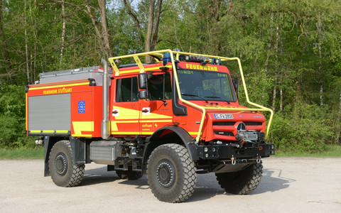 FW Stuttgart: Presseeinladung: BĂŒrgermeister Dr. Clemens Maier ĂŒbergibt vier Sonderfahrzeuge fĂŒr WaldbrĂ€nde, Hilfeleistungen und den Katastrophenschutz an die Feuerwehr Stuttgart - Foto: presseportal.de FW Stuttgart: Presseeinladung: BĂŒrgermeister Dr. Clemens Maier ĂŒbergibt vier Sonderfahrzeuge fĂŒr WaldbrĂ€nde, Hilfeleistungen und den Katastrophenschutz an die Feuerwehr Stuttgart - Foto: presseportal.de