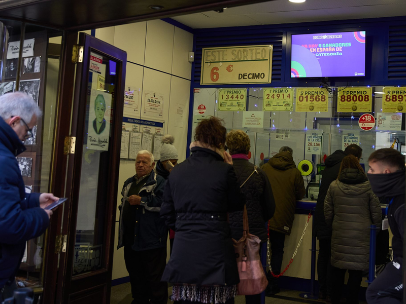 Nach der Weihnachtslotterie werden in Spanien bei der Jesuskind-Lotterie am Dreikönigstag erneut Gewinne im Gesamtumfang von 770 Millionen Euro vergeben. - Foto: Jesús Hellín/EUROPA PRESS/dpa
