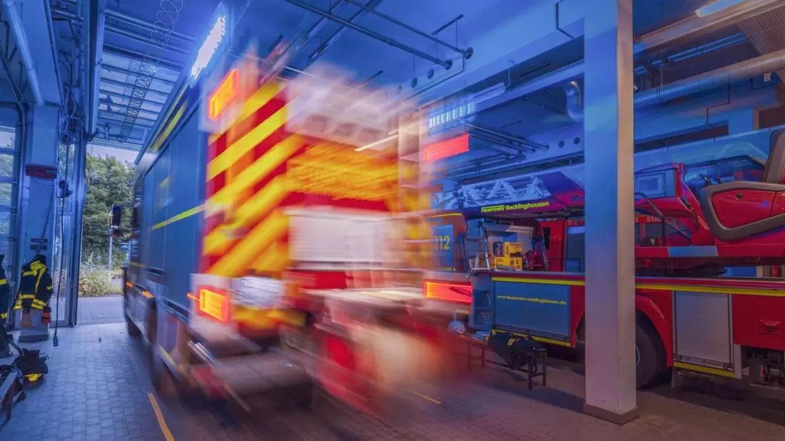 FW-RE: Frontalunfall - vier verletzte Personen - Bild: presseportal.de