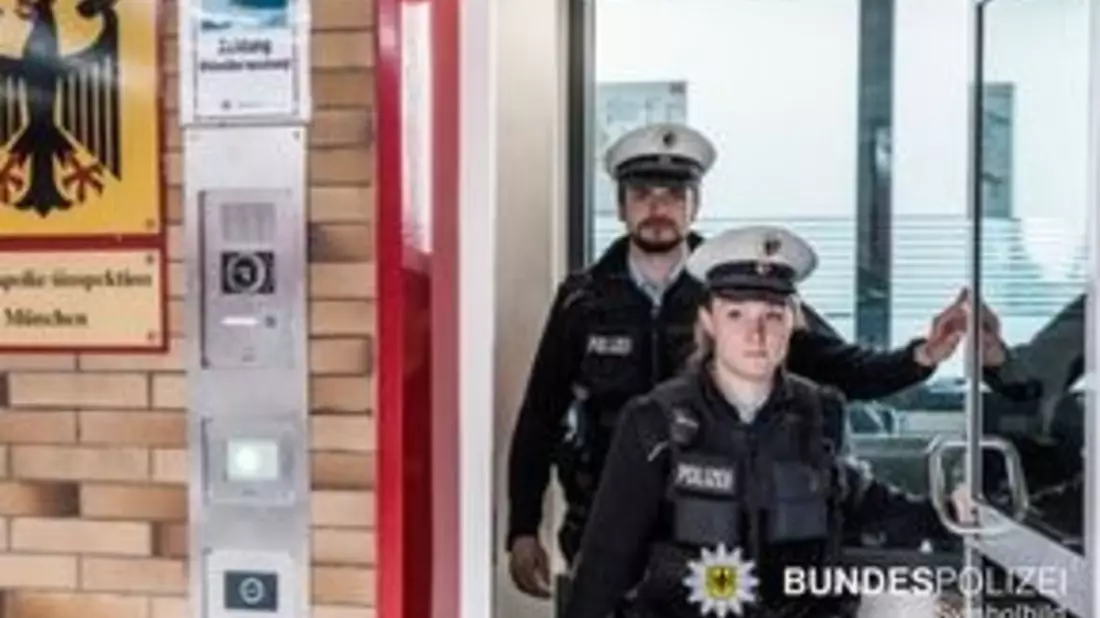 Bundespolizeidirektion München: Tätlicher Angriff nach Verkaufsverweigerung / Alkoholisierter 42-Jähriger greift Securitymitarbeiter und Bundespolizisten an - Bild: presseportal.de