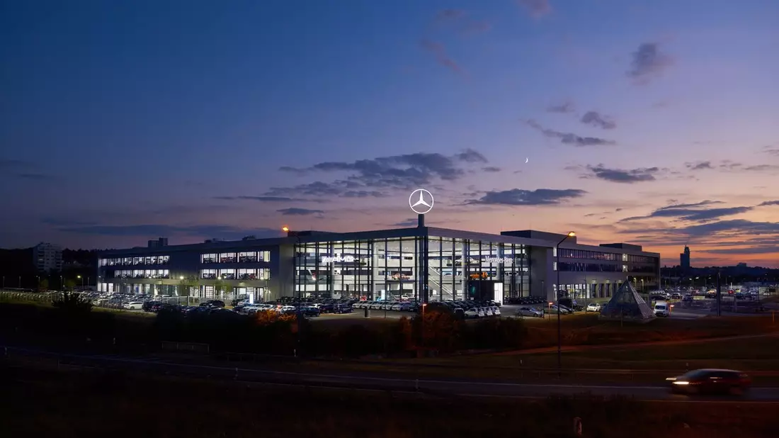 Startklar für die Zukunft: Ausbildungsvielfalt bei Mercedes-Benz in Mainz - Bild: presseportal.de