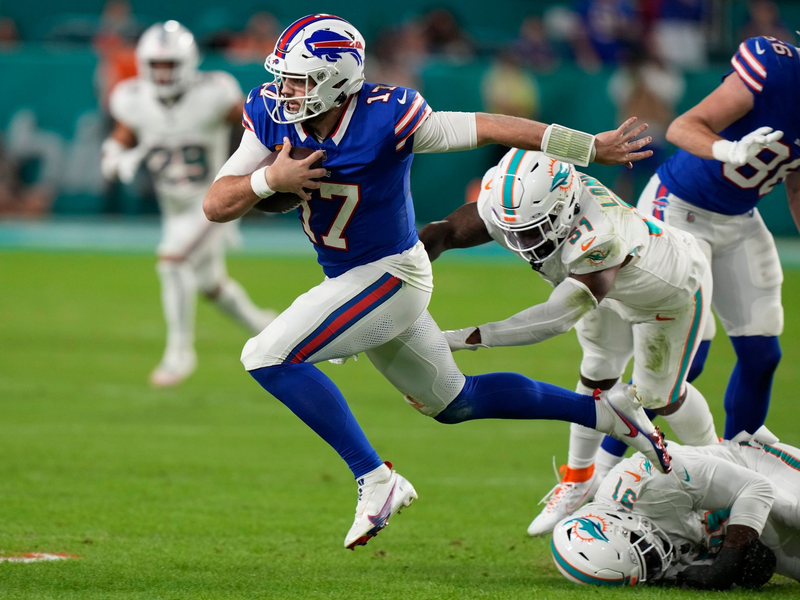 Führte die Buffalo Bills zum Sieg gegen die Miami Dolphins: Quarterback Josh Allen. - Foto: Wilfredo Lee/AP/dpa