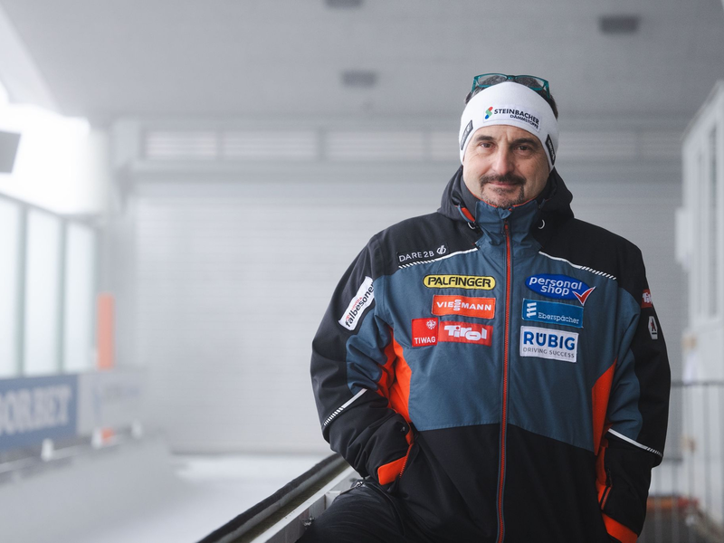 Bereit für den nächsten Rodl-Erfolg: Österreichs Trainer Georg Hackl. - Foto: Marius Becker/dpa