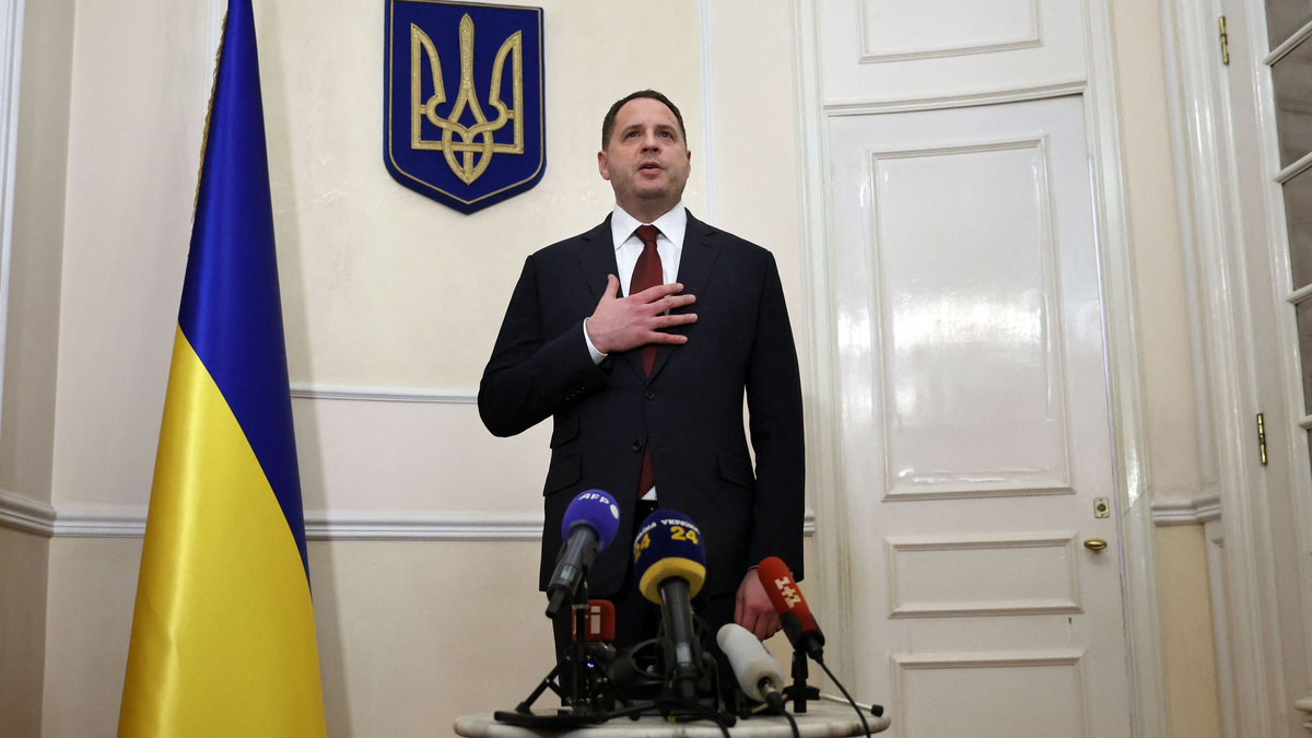 Wirft Moskau systematische Deportation und Umsiedlung ukrainischer Kinder vor: Andrij Jermak. - Foto: Thomas Coex/AFP/dpa