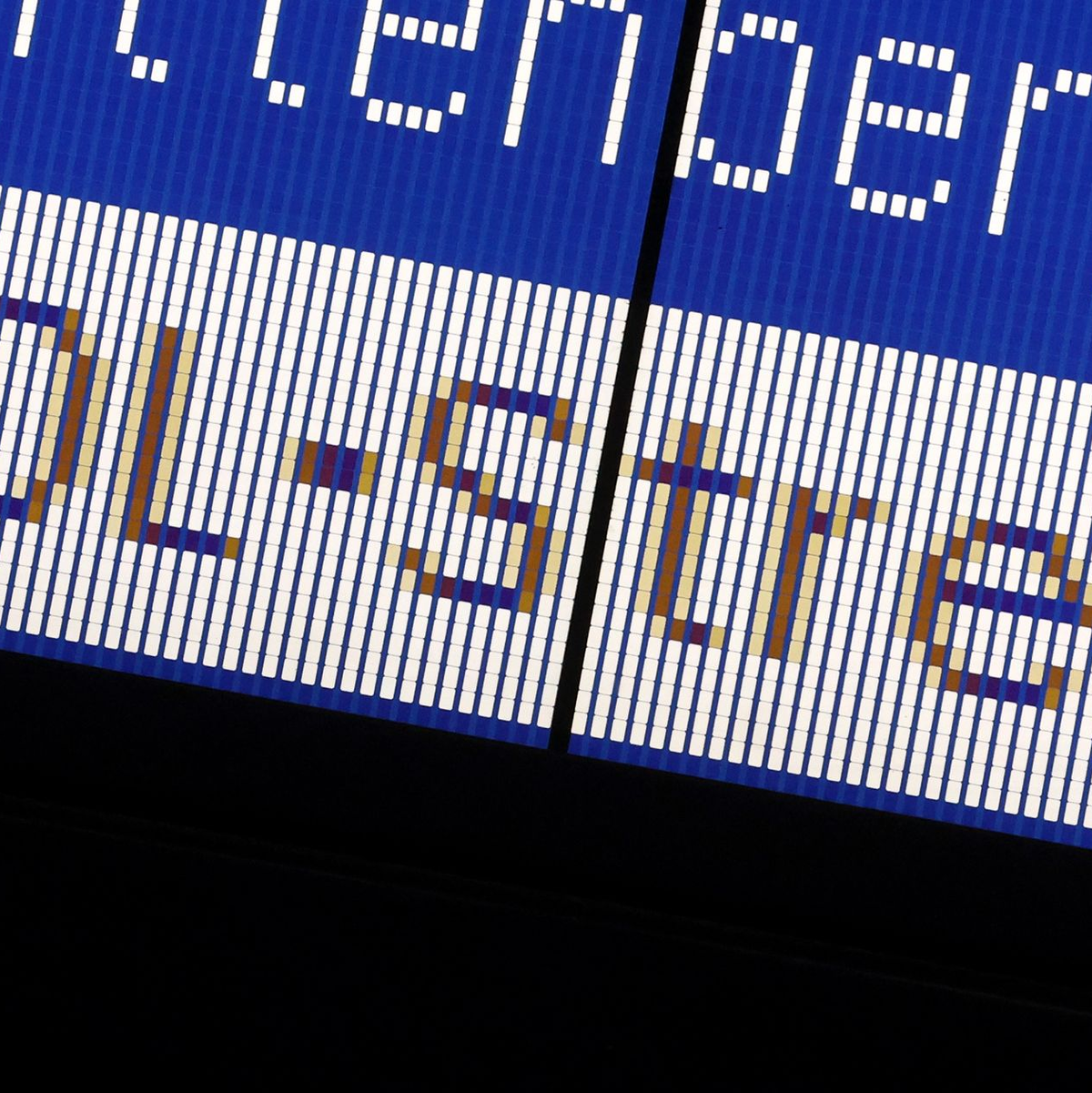 Im Personenverkehr soll der Streik der Lokführergewerkschaft GDL am Mittwochmorgen um 2 Uhr beginnen und wie im Güterverkehr bis Freitagabend, 18 Uhr, andauern. - Foto: Bernd Wüstneck/dpa