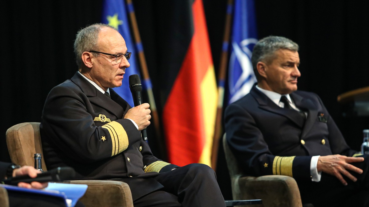 63. Historisch-Taktische Tagung: / Offiziere der Deutschen Marine treffen sich zu ihrem größten Gesprächsforum - Foto: presseportal.de