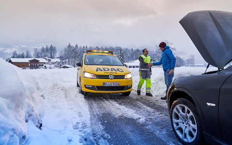 ADAC Pannenhelfer: Doppelt so viele EinsÀtze / Eisige Temperaturen belasten vor allem die Autobatterie - Foto: presseportal.de ADAC Pannenhelfer: Doppelt so viele EinsÀtze / Eisige Temperaturen belasten vor allem die Autobatterie - Foto: presseportal.de
