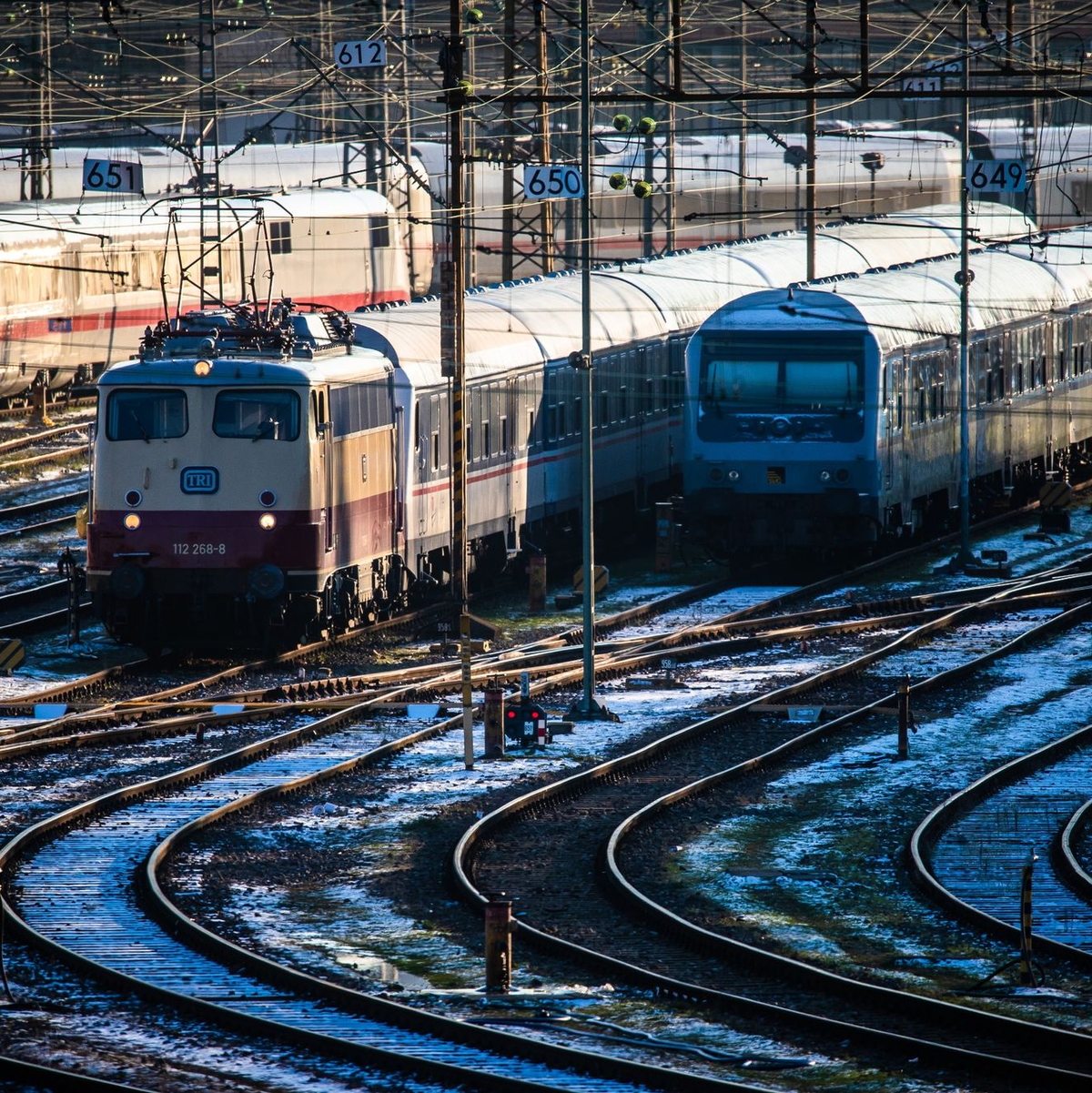 Die Gewerkschaft Deutscher Lokomotivführer (GDL) hat ab Mitte der Woche zu einem mehrtägigen Streik aufgerufen. - Foto: Christoph Schmidt/dpa