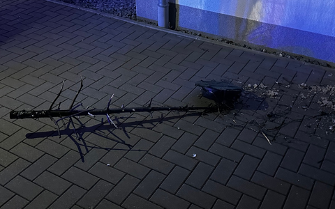 FW-NE: Brand in Hütte eines Modellbauvereins | Keine Verletzten - Foto: presseportal.de