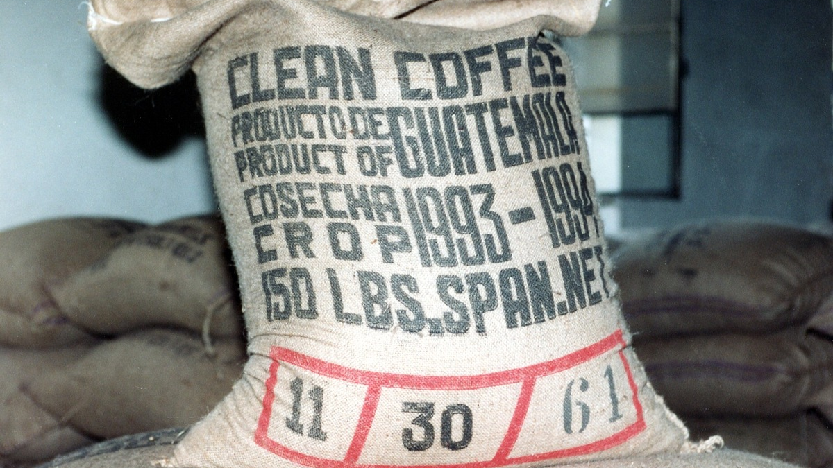 HZA-KR: Zoll Krefeld - Zwei Schmuggler und eine Tonne Kaffee - Foto: presseportal.de