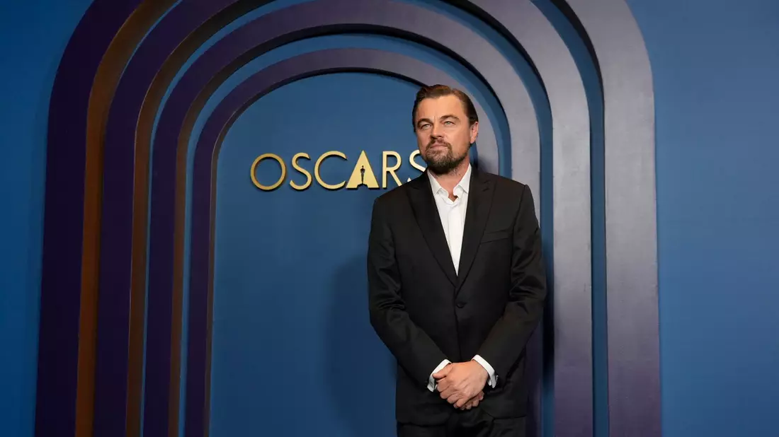 Leonardo DiCaprio feiert mit. - Bild: Chris Pizzello/Invision/AP/dpa