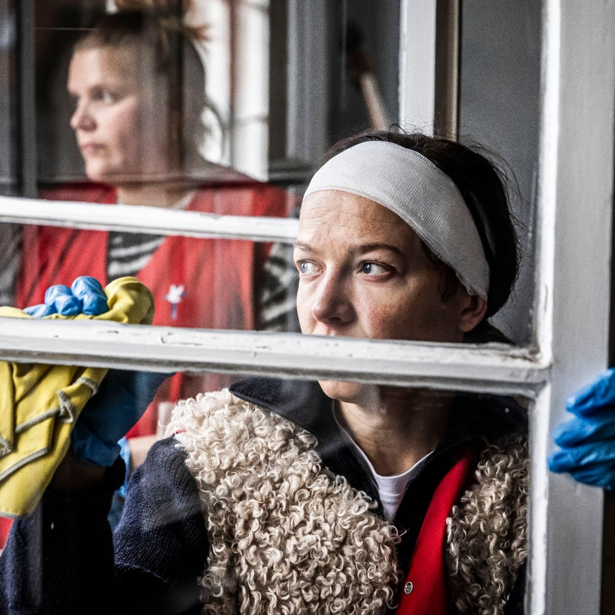 Hannah Herzsprung (r) spielt Jenny von Loeben im Film «15 Jahre». - Foto: Roland Horn/Wild Bunch/dpa