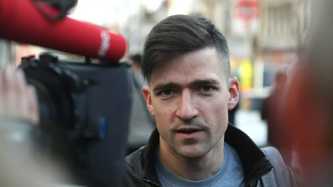 Martin Sellner ist der bekannteste Vertreter der rechtsextremen Identitären Bewegung (Archivbild). - Bild: Georg Hochmuth/APA/dpa