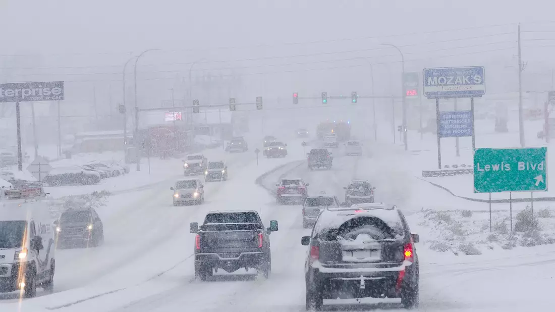 Schneefall im US-Bundesstaat Iowa. - Bild: Jerry Mennenga/ZUMA Press Wire/dpa