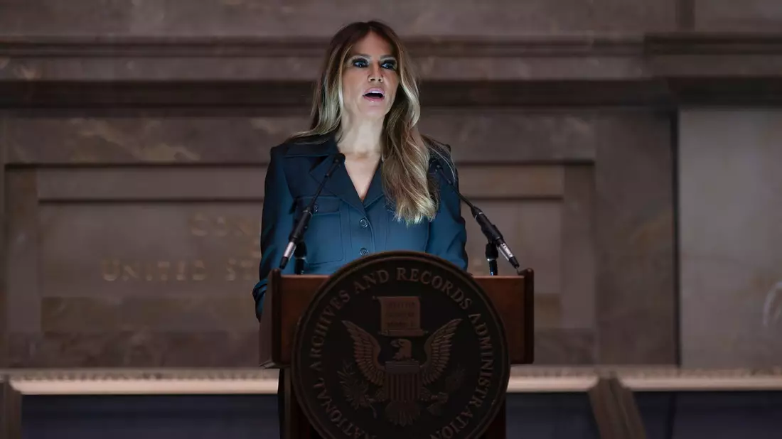 Melania Trump tritt nach dem Auszug aus dem Weißen Haus im Januar 2021 nur noch selten in der Öffentlichkeit auf (Archivbild). - Bild: J. Scott Applewhite/AP/dpa