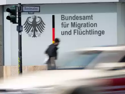 EU-Partner lassen Deutschland bei der Rücknahme von «Dublin-Fällen» oft im Regen stehen. (Archivfoto) - Foto: Sebastian Gollnow/dpa