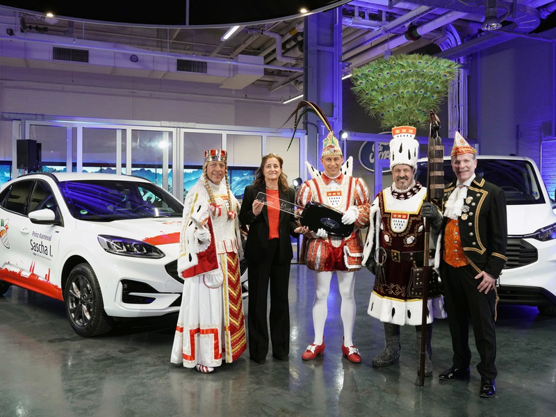 74 Ford Fahrzeuge für den Kölner Karneval - Foto: presseportal.de