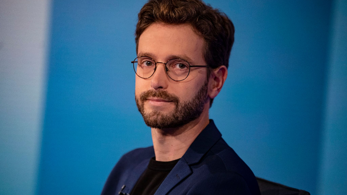 Tobias Bank (Die Linke) wurde erst 2022 zum Bundesgeschäftsführer gewählt. - Foto: Fabian Sommer/dpa