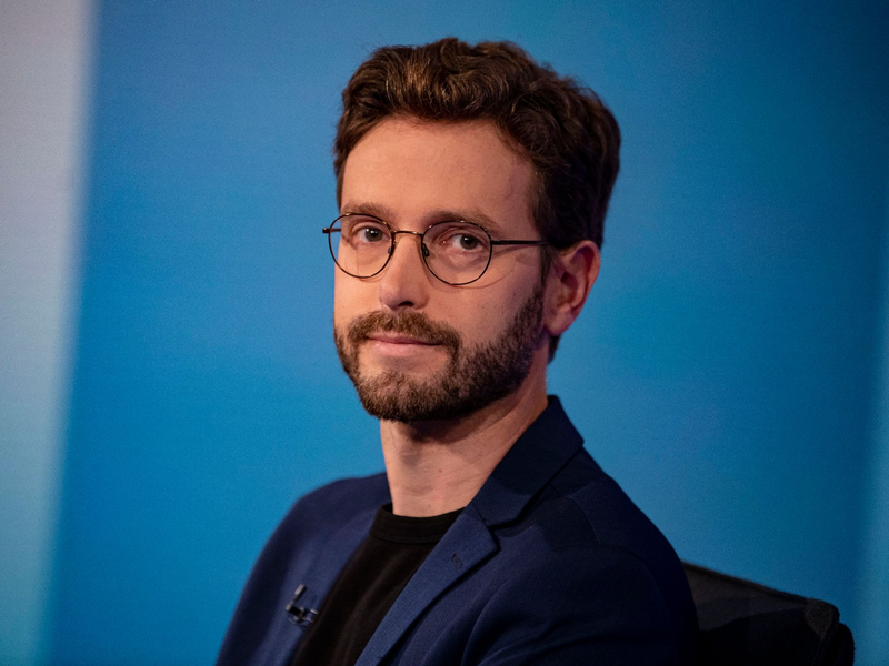 Tobias Bank (Die Linke) wurde erst 2022 zum Bundesgeschäftsführer gewählt. - Foto: Fabian Sommer/dpa