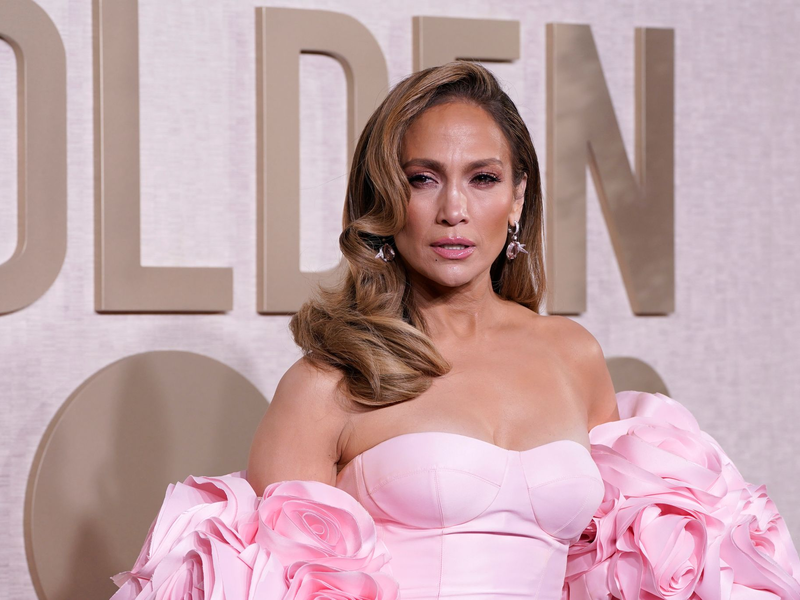 Jennifer Lopez wird Mit-Ausrichterin der Met-Gala im Mai. - Foto: Jordan Strauss/Invision via AP/dpa