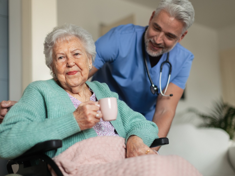 Preisschock für Pflegeheim-Bewohnende in Nordrhein-Westfalen - AOK fordert dringend Lösungen zur Begrenzung steigender Eigenanteile - Foto: presseportal.de