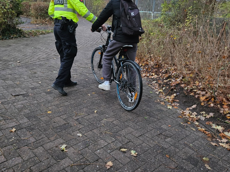 POL-DH: --- Lemförde, Pedelec Fahrerin verletzt - Bruchhausen-Vilsen, Joggerin angefahren und leicht verletzt --- - Foto: presseportal.de