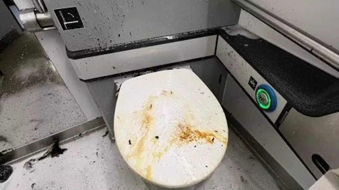 BPOL NRW: Brandstiftung in Zugtoilette - Bundespolizei leitet Ermittlungsverfahren ein - Bild: presseportal.de