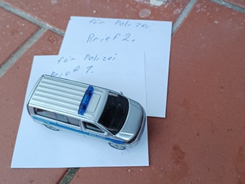 POL-HL: Lübeck - Eichholz / Freudige Überraschung für die Polizeistation Eichholz - Foto: presseportal.de