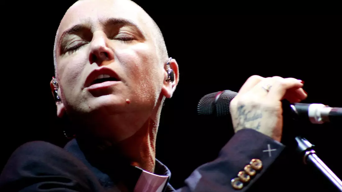 Die irische Popsängerin Sinead O'Connor ist im Juli 2023 überraschend im Alter von 56 Jahren gestorben. - Bild: Sebastian Silva/EFE/epa/dpa