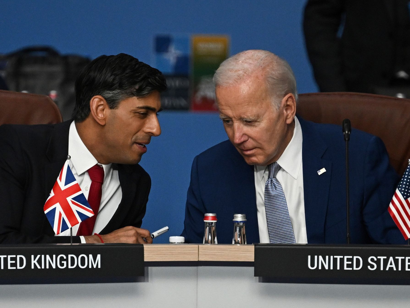 Die USA und Großbritannien haben mit Unterstützung weiterer Verbündeter Stellungen der Huthi-Rebellen im Jemen angegriffen - «erfolgreich», wie es aus Washington heißt. - Foto: Paul Ellis/Pool AFP/AP/dpa