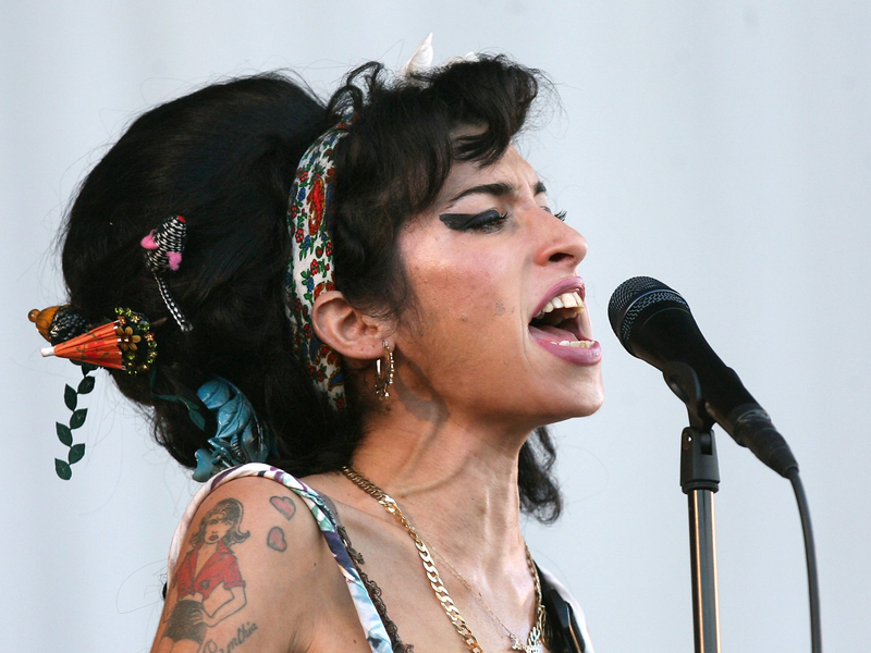 Ein erster Trailer zum Biopic über die 2011 gestorbene Soul-Ikone Amy Winehouse wurde veröffentlicht. Nach dem Album-Titel «Back to Black» benannt, handelt der Film von den Anfängen und Erfolgen der Grammy-Gewinnerin und von ihrem bewegten Privatleben. - Foto: Niall Carson/PA Wire/dpa