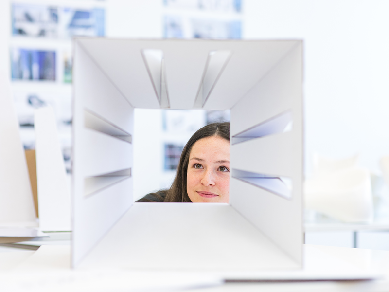 Studienmöglichkeiten entdecken - Foto: FH Salzburg/wildbild über pressetext.de