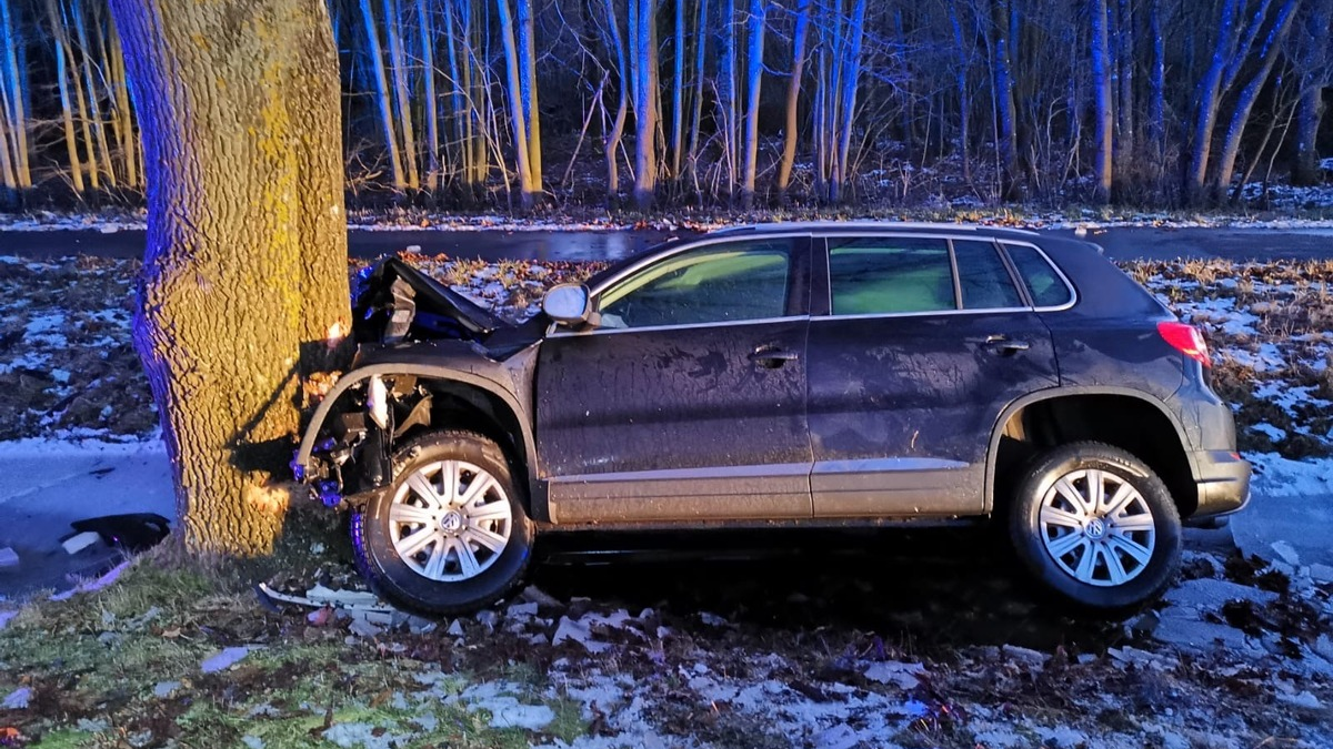 POL-HST: Alkoholisiert von der Straße abgekommen - Foto: presseportal.de